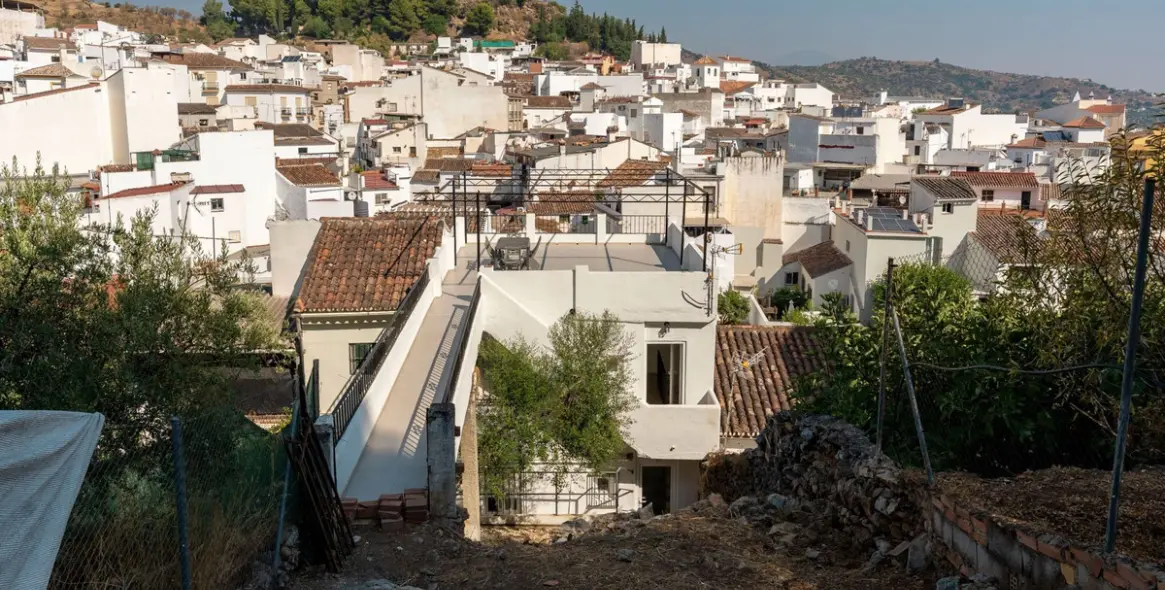 Sale of townhouse in Monda 35