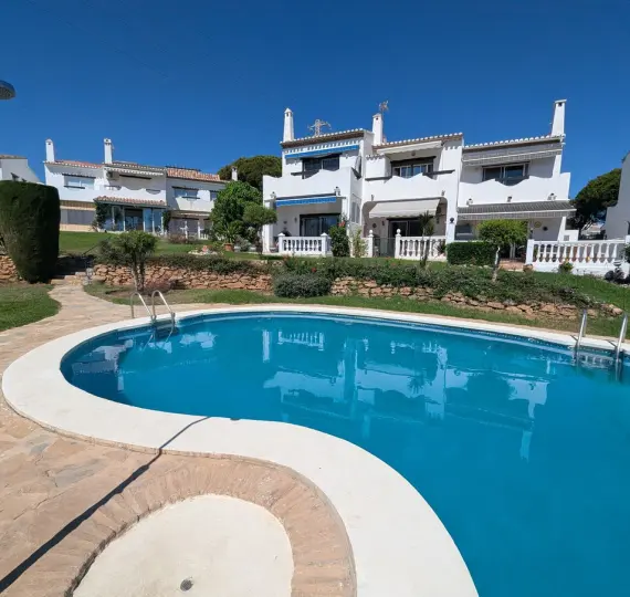 Продажа таунхауса в Calahonda