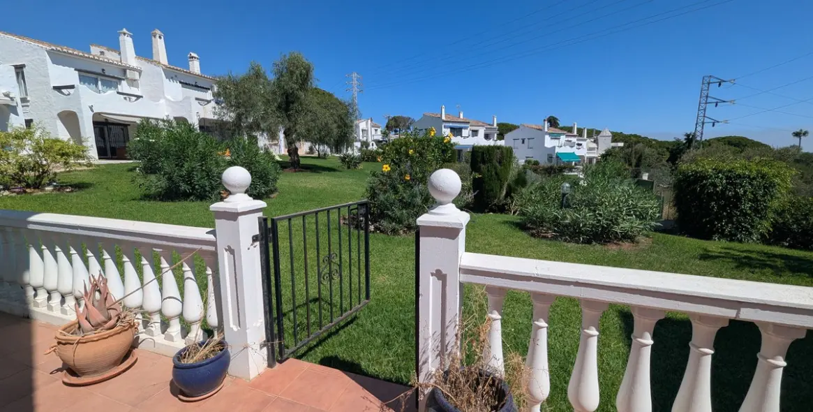 Продажа таунхауса в Calahonda 19