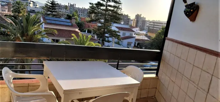 Venta de apartamento en planta media en Torremolinos 3