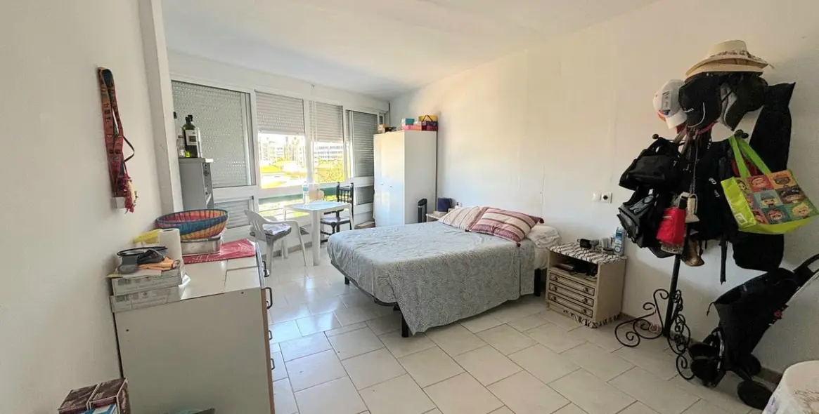 Sale of middle floor apartment in Torremolinos 6