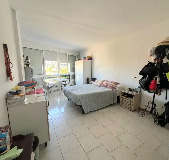 Venta de apartamento en planta media en Torremolinos
