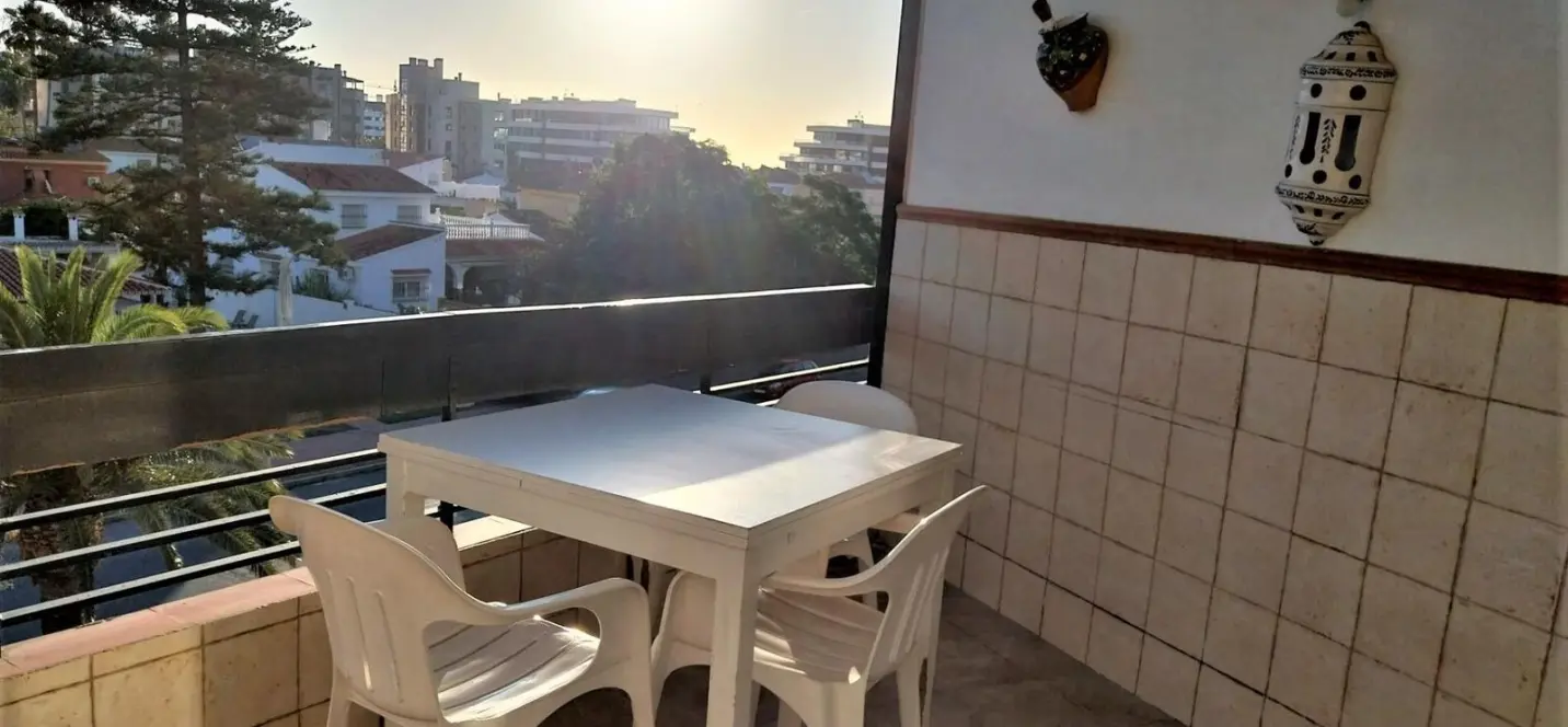 Sale of middle floor apartment in Torremolinos 0