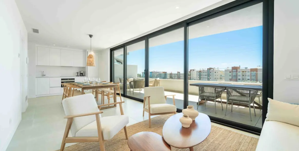 Продажа апартаментов на первом этаже в Fuengirola 1