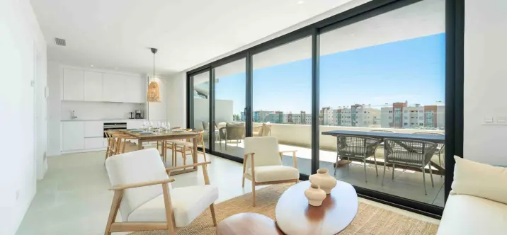 Sale of ground floor apartment in Fuengirola 0