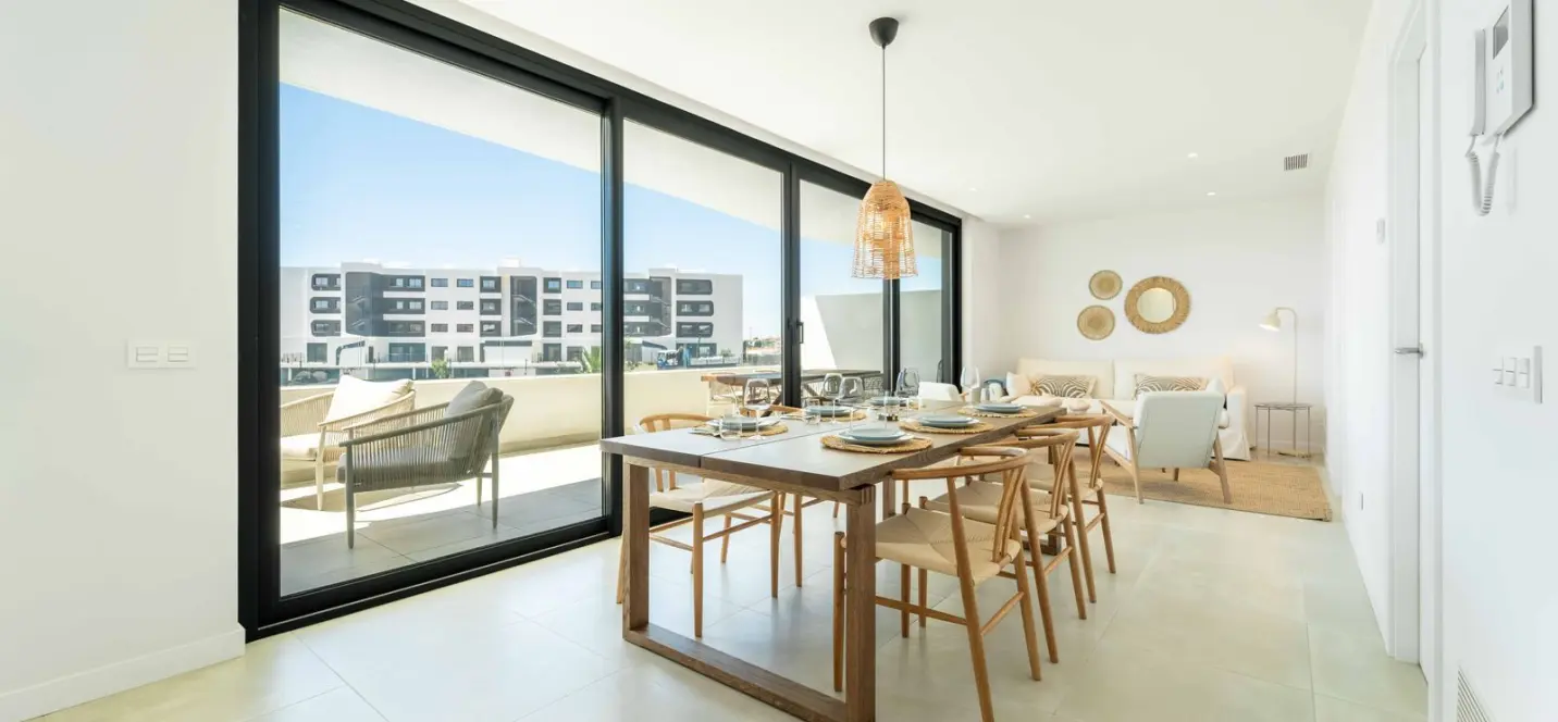 Sale of ground floor apartment in Fuengirola 2
