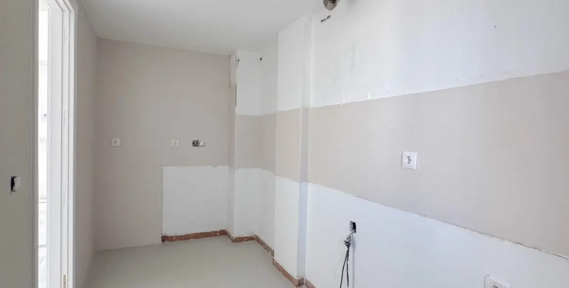 Sale of penthouse duplex in Casares 13