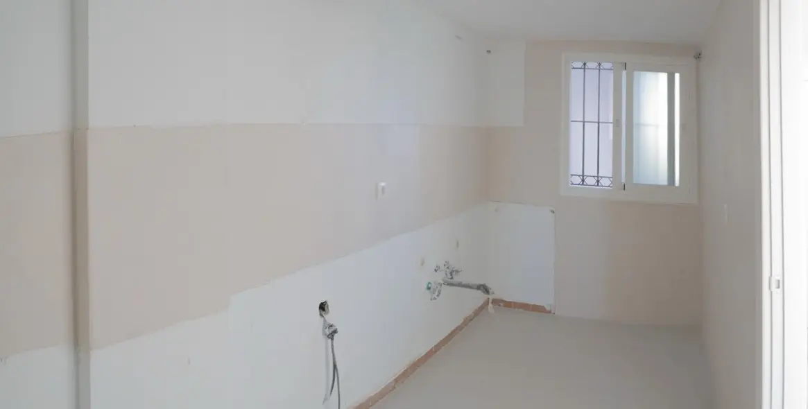 Sale of penthouse duplex in Casares 14