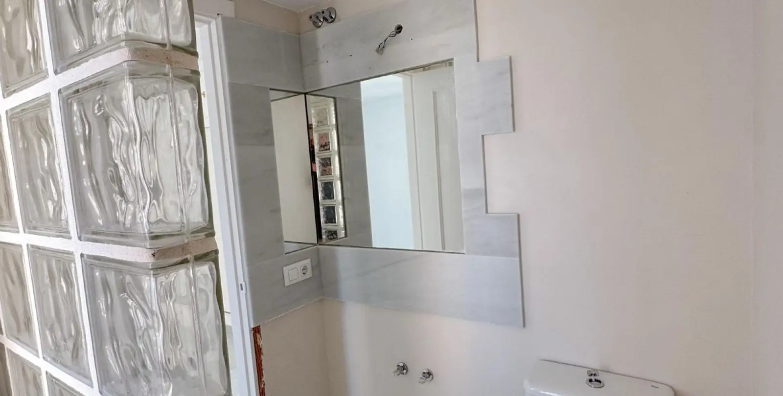 Venta de ático dúplex en Casares 28