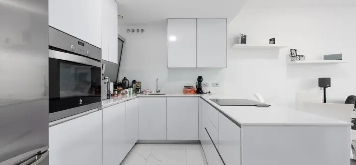 Апартаменты на первом этаже R5162686 2