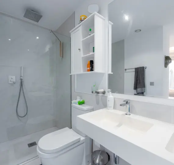 Апартаменты на первом этаже R5162686