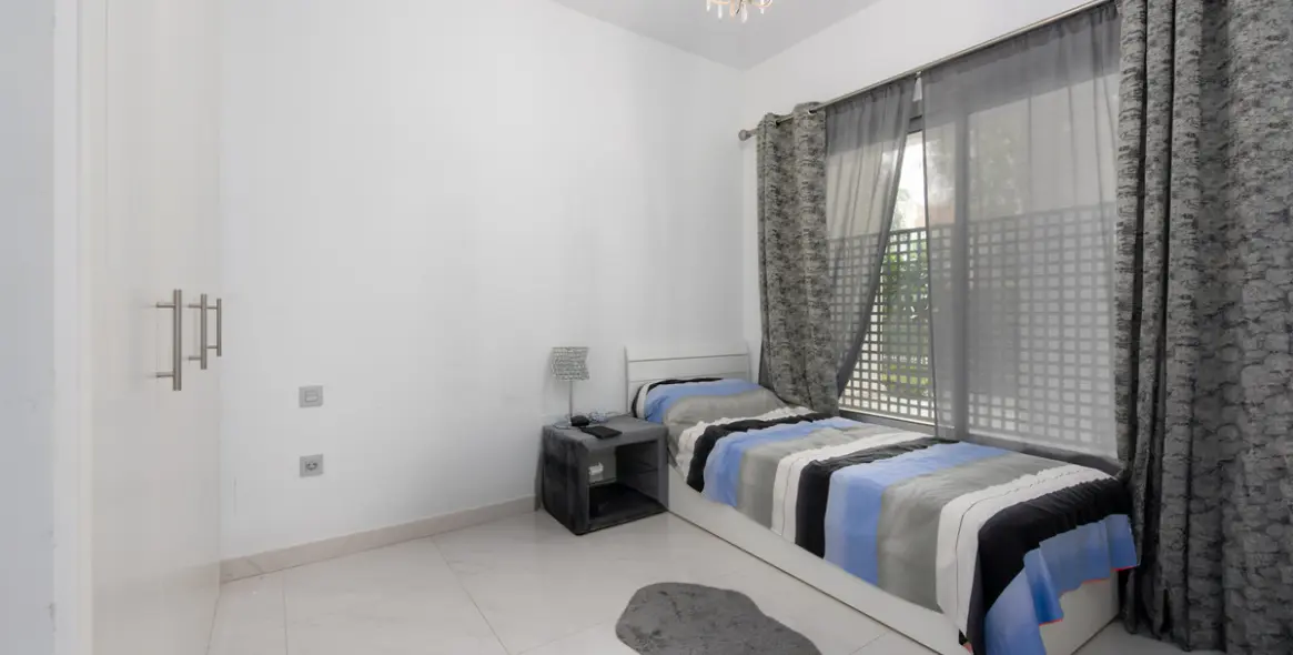 Продажа апартаментов на первом этаже в Estepona (район Estepona) 10