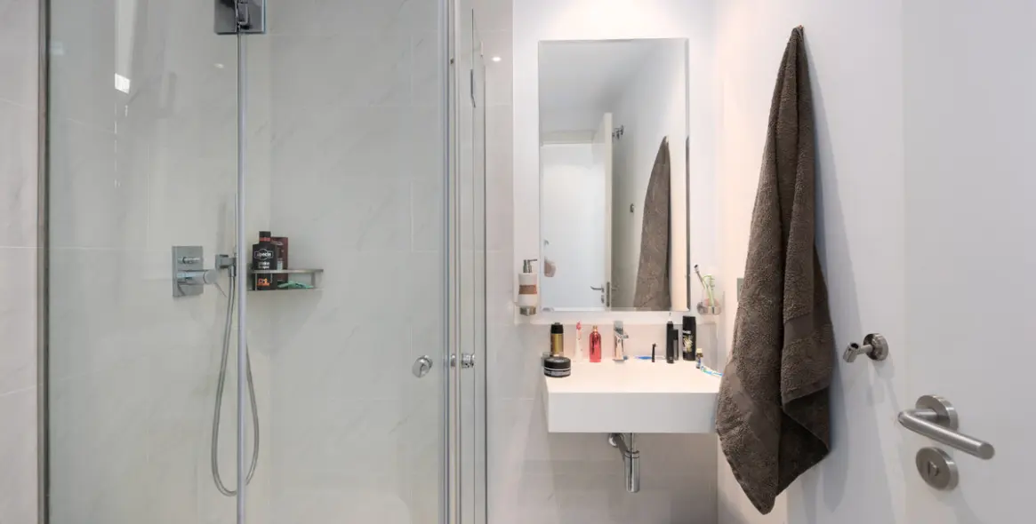 Sale of ground floor apartment in Estepona 12