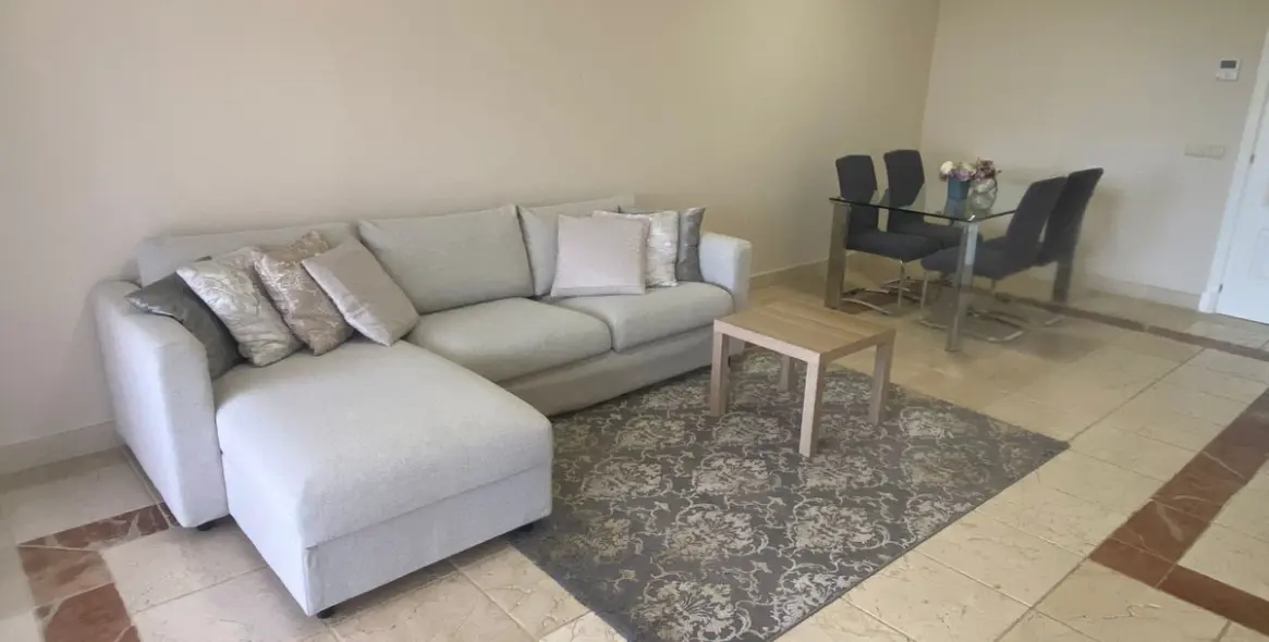 Sale of ground floor apartment in Atalaya 7