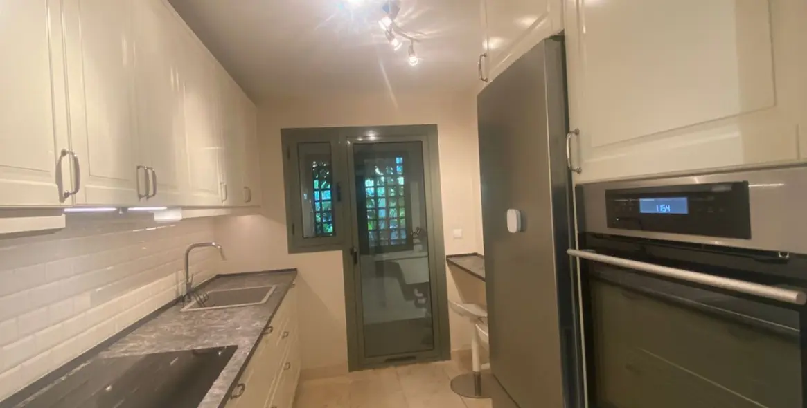 Sale of ground floor apartment in Atalaya 14