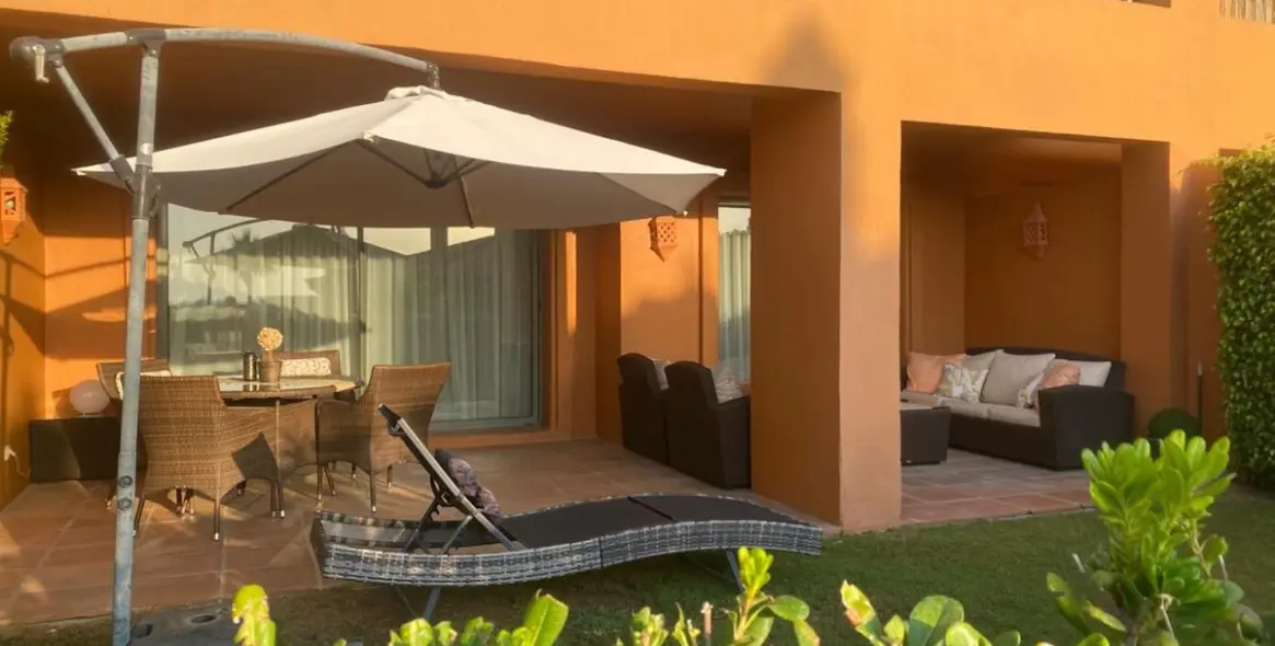 Sale of ground floor apartment in Atalaya 23