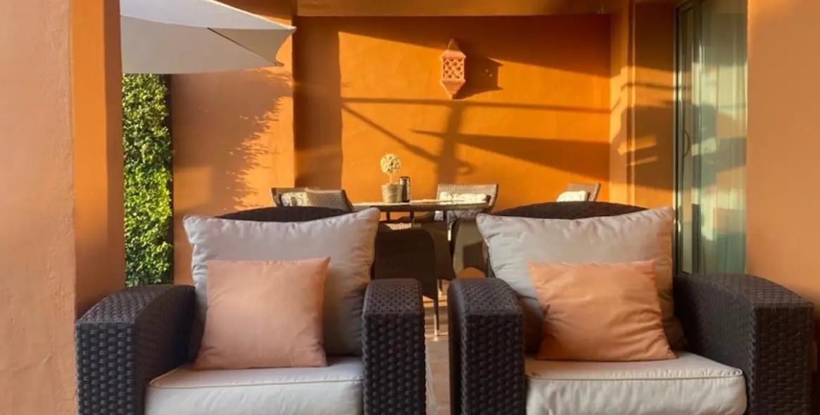 Sale of ground floor apartment in Atalaya 30