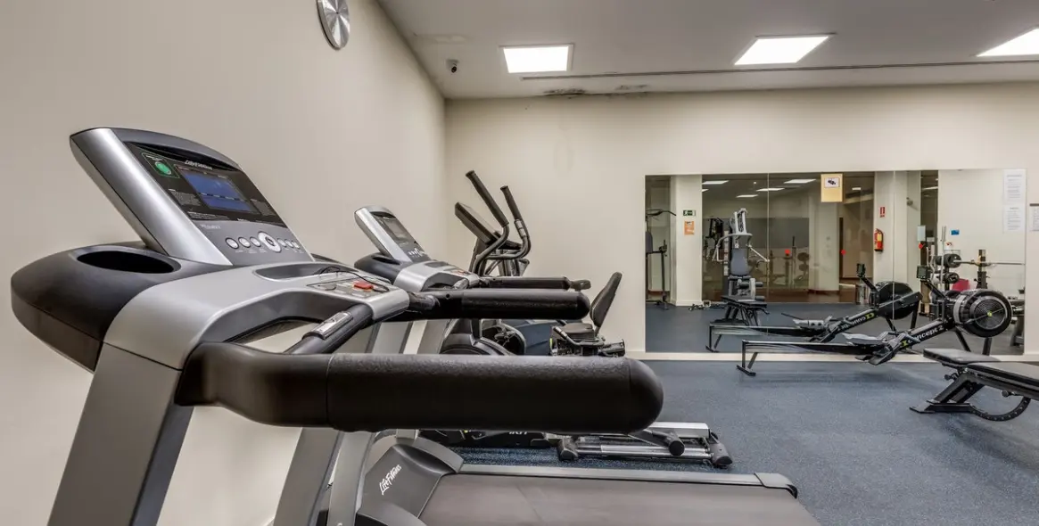 Sale of ground floor apartment in Atalaya 33