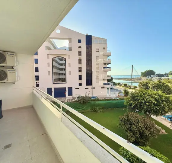 Продажа апартаментов на среднем этаже в Fuengirola