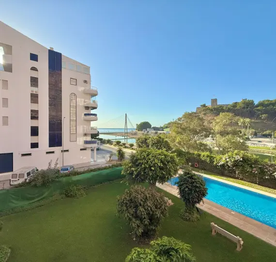 Продажа апартаментов на среднем этаже в Fuengirola