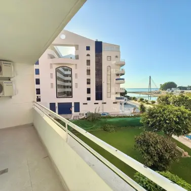 Продажа апартаментов на среднем этаже в Fuengirola