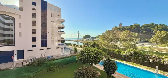 Продажа апартаментов на среднем этаже в Fuengirola 1