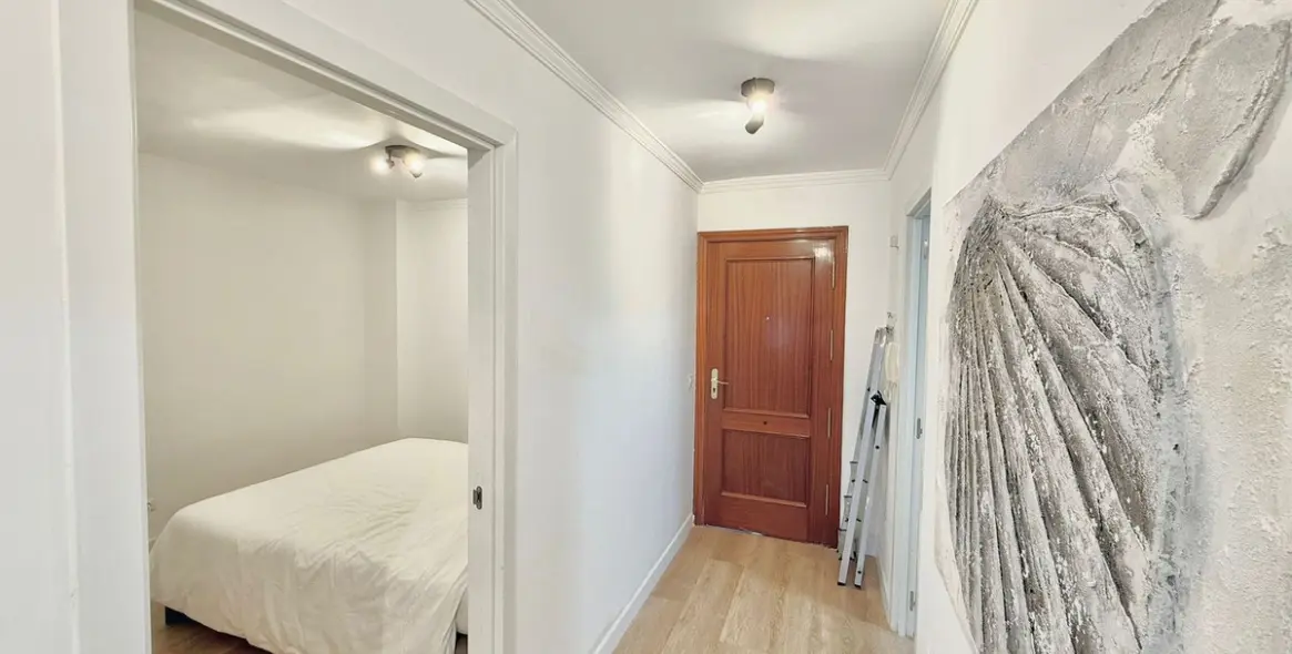 Sale of middle floor apartment in Fuengirola 8