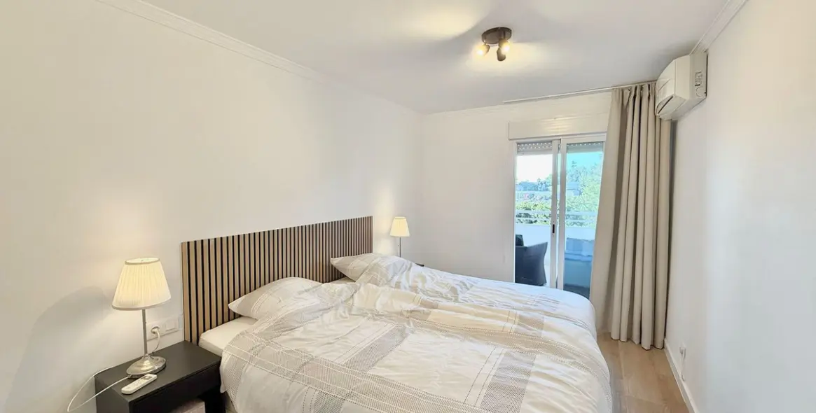 Sale of middle floor apartment in Fuengirola 14