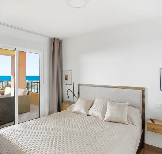 Sale of middle floor apartment in Riviera del Sol