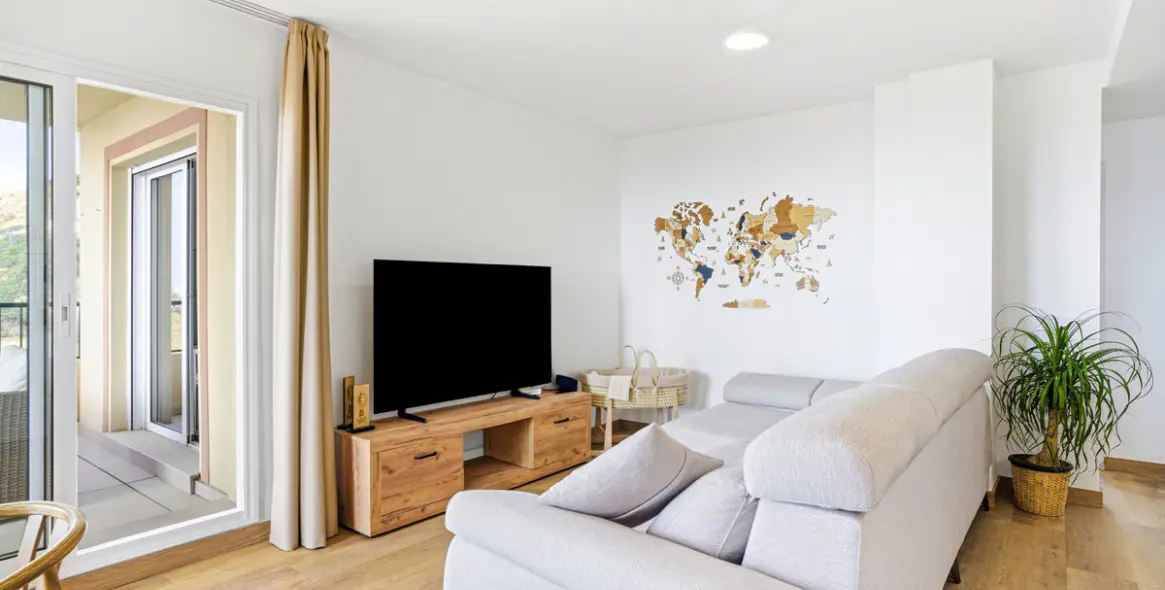 Sale of middle floor apartment in Riviera del Sol 10