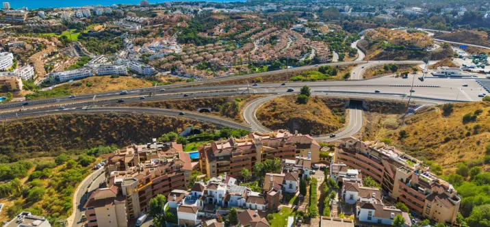 Sale of middle floor apartment in Riviera del Sol 3