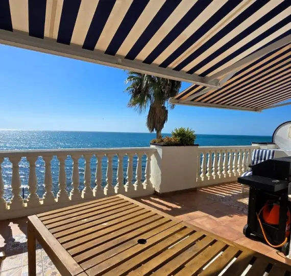 Продажа апартаментов на среднем этаже в Mijas Costa