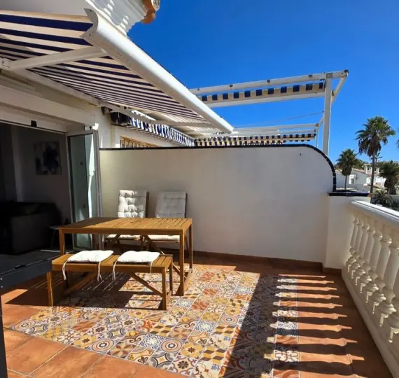 Продажа апартаментов на среднем этаже в Mijas Costa