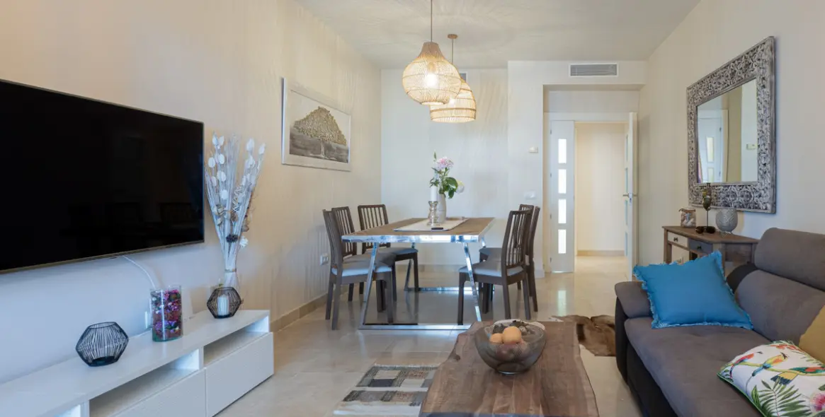 Sale of ground floor apartment in Los Flamingos 6