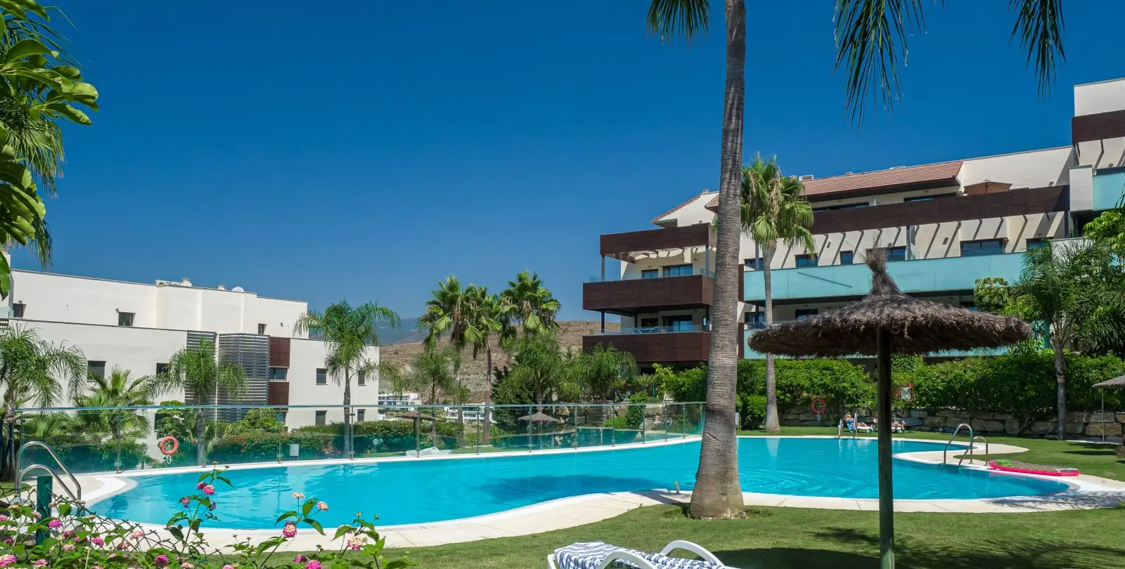 Продажа апартаментов на первом этаже в Los Flamingos 32