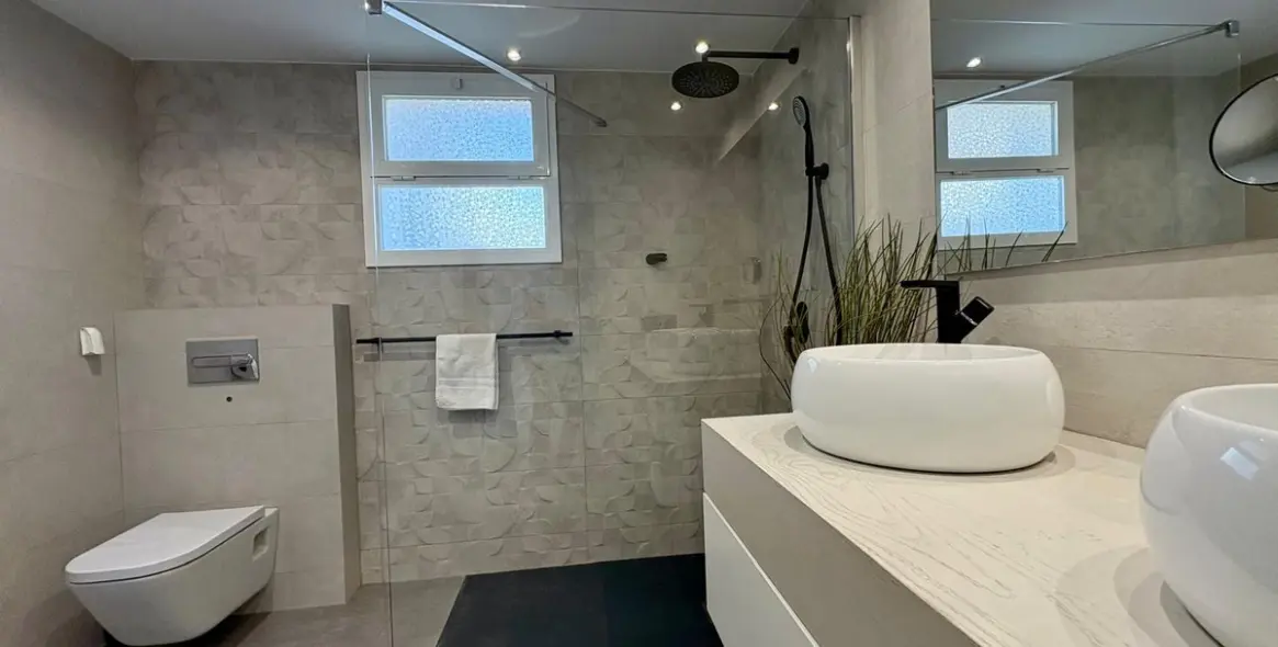 Продажа апартаментов на среднем этаже в Calahonda 18