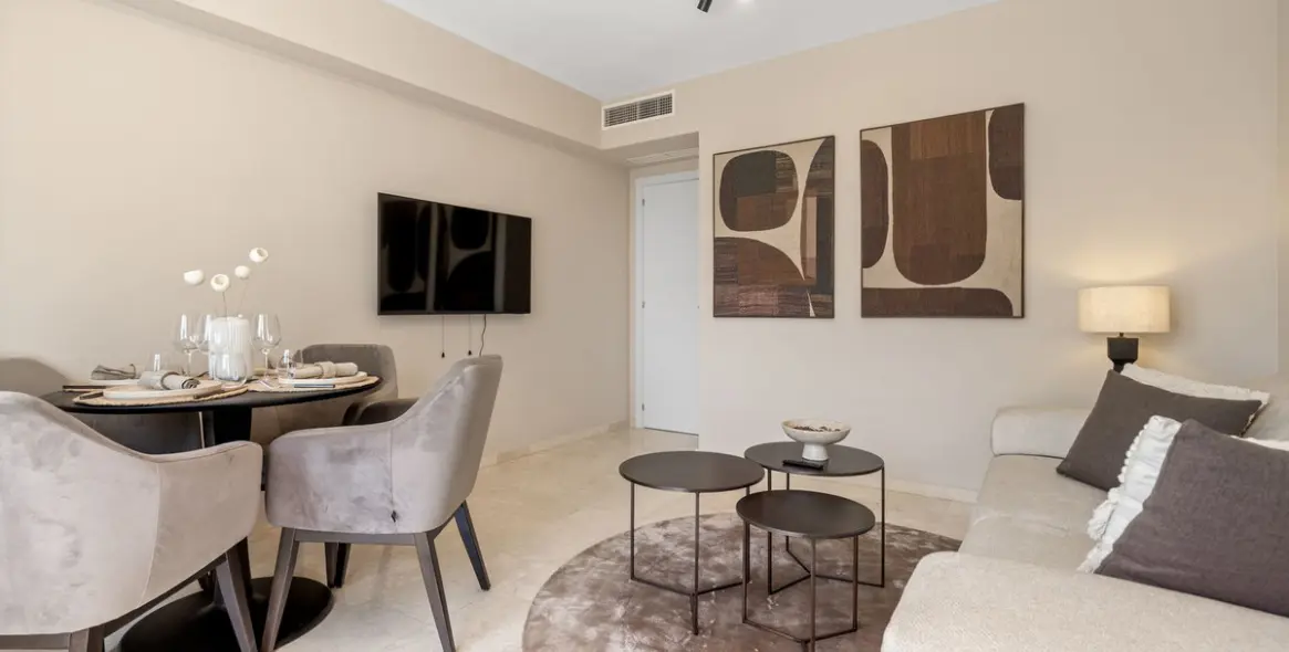 Sale of middle floor apartment in Estepona (district Estepona) 3