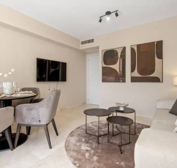 Middle floor apartment R5207728