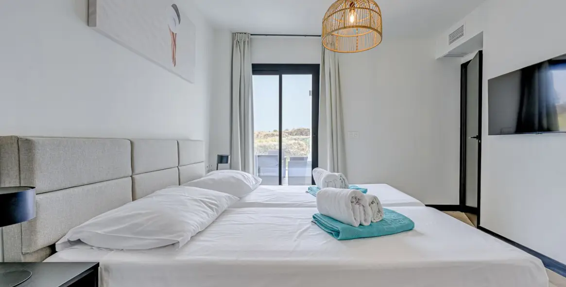 Sale of ground floor apartment in La Cala de Mijas 13