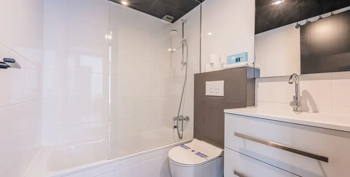 Sale of ground floor apartment in La Cala de Mijas 19