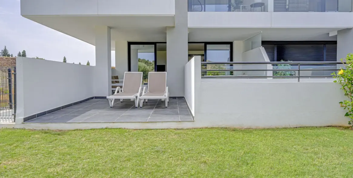 Sale of ground floor apartment in La Cala de Mijas 23