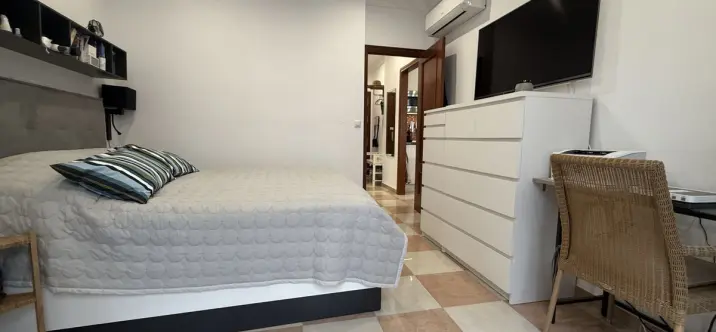 Sale of middle floor apartment in Málaga Centro 1