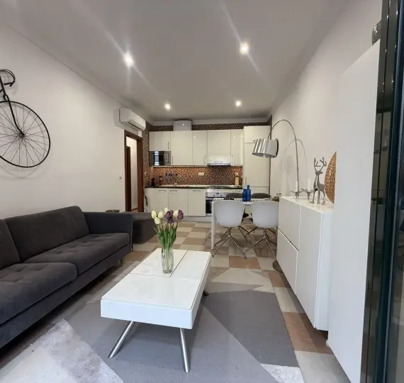 Sale of middle floor apartment in Málaga Centro