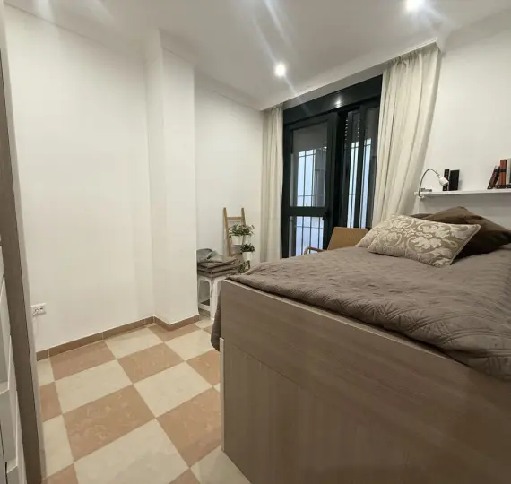 Sale of middle floor apartment in Málaga Centro