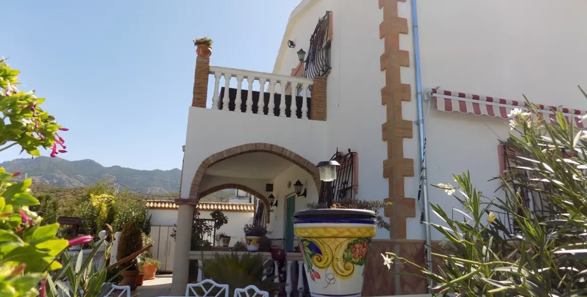 Sale of finca - cortijo in El Burgo 19