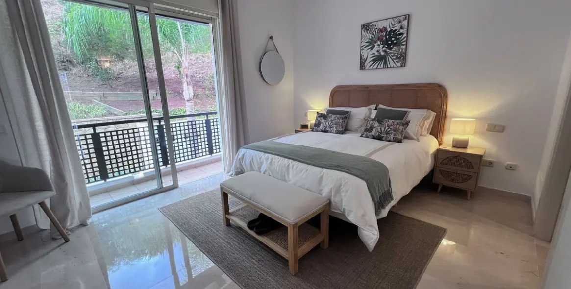 Sale of townhouse in La Cala Golf 21