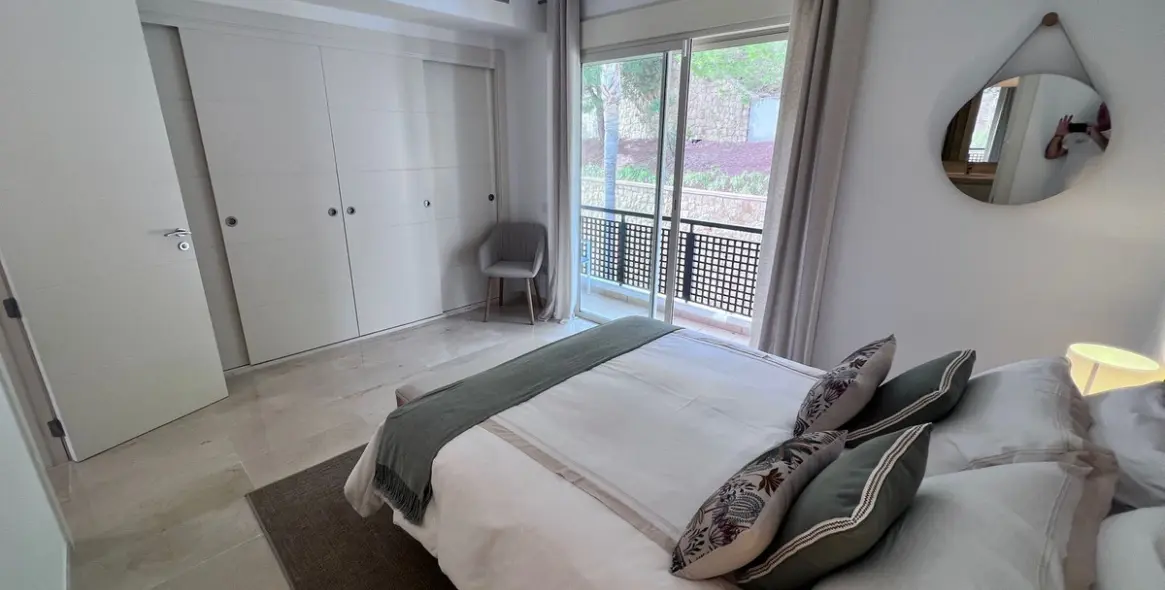 Sale of townhouse in La Cala Golf 22