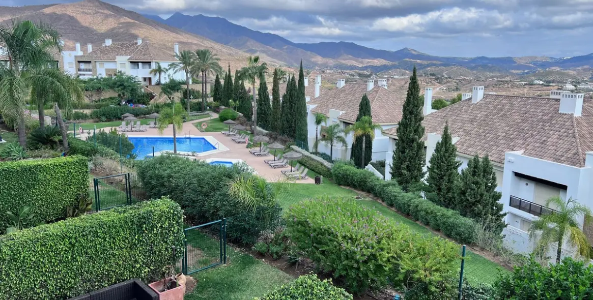 Sale of townhouse in La Cala Golf 26