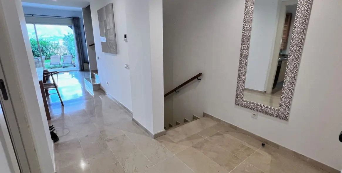 Sale of townhouse in La Cala Golf 33