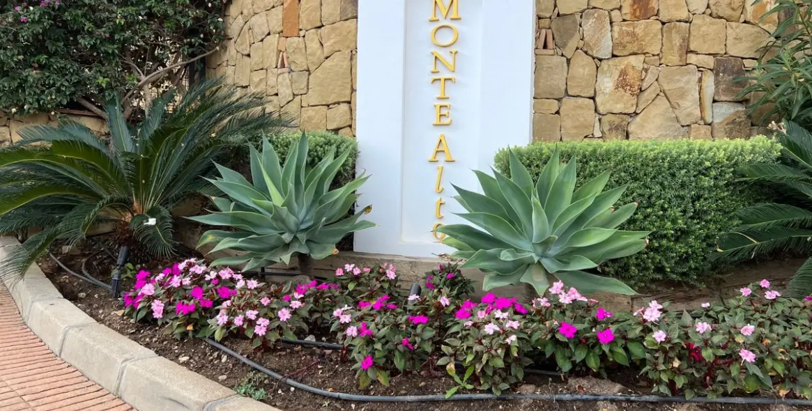 Sale of townhouse in La Cala Golf 43